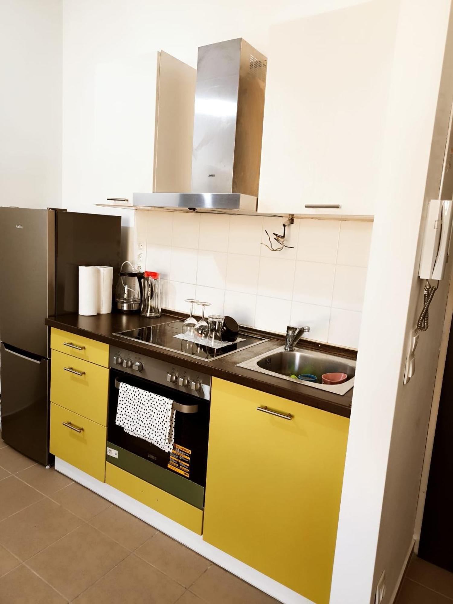 Pretty Apartment Next To Metro Station Wenen Buitenkant foto